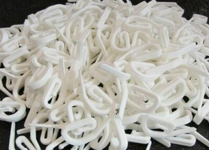 30 X Curtain Hooks for Ring Header Tape White Plastic Nylon Hook - Picture 1 of 2