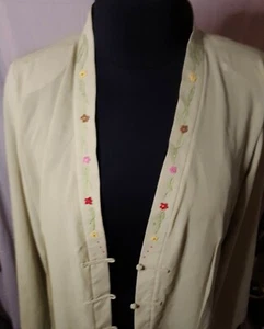 Mintgrüne Bluse groß Stoff geknotet Knöpfe Kreppart Farbic - Bild 1 von 3