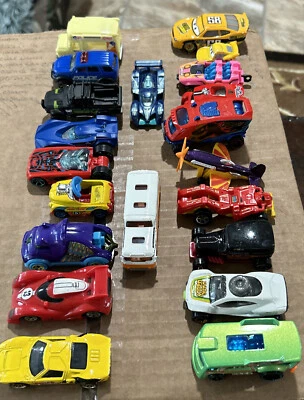 21 Hot Wheels Lot  Mixed Random Cars 1:64 Loose Die Cast Toys Gifts - Image 1 of 4
