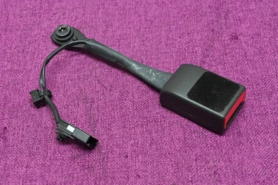 2013-2019 CADILLAC ATS ПЕРЕДНЯЯ ПРАВАЯ ПАССАЖИРСКАЯ БОКОВАЯ ПРЯЖКА РЕМНЯ БЕЗОПАСНОСТИ OEM - Изображение 1 из 4