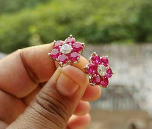Beautiful 2 Ct Red Ruby & Simulated Diamond Stud Earrings 14k White Gold Finish - Picture 1 of 5
