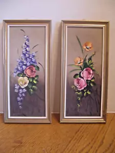 VINTAGE PAIR of FLORAL PAINTINGS in GOLD FRAMES ~ Made in Spain ~ Signed - Picture 1 of 13