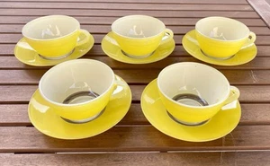 5 Grandes Tasses et Sous-tasses Duralex Jaune Années 60 Vintage TBE - Imagen 1 de 5
