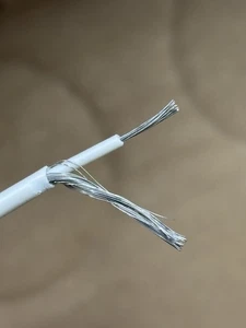 Cable blindado flexible de un solo núcleo 3 lb 12 oz incluye carrete - Imagen 1 de 5