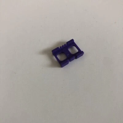 1 x GENUINE LEGO Batman Purple utility belt piece * part 27145 * - Image 1 of 3