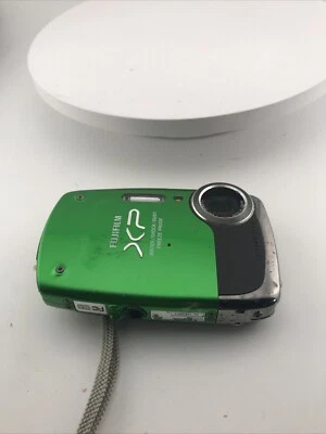 Cámara digital Fujifilm FinePix XP XP50 14,4 MP a prueba de agua/choques verde para pieza Foto 1 de 4