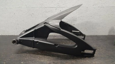 09-16 SUZUKI GSXR 1000 BRAÇO OSCILANTE QUADRO TRASEIRO OEM STR8 2009 11 12 13 14 15 2011 - Imagem 1 de 4