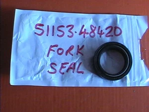 GENUINE SUZUKI FORK OIL SEAL 51153-48420 42x30x10 DRZ125 DR100 GT185 RM80 TS50 - Picture 1 of 2