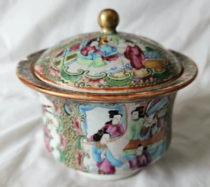STUNNING 19TH CENTURY CANTON CHINESE FAMILLE PALETTE LARGE LIDDED BOWL - Picture 1 of 14