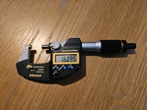 Mitutoyo 293-185-30 Digimatic Digital Quantumike Schnellmessschraube 0-25 mm - Bild 1 von 3