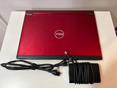 Dell VOSTRO v131 windows7 usado Foto 1 de 4