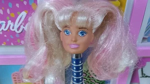 sindy head  hasbro pink streaks new  Gymnast Doll 1995 Rare - Bild 1 von 4