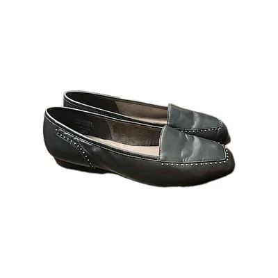 Mocasines Enzo Angiolini de cuero negro con tachuelas talla 6M Brasil Vero Cuoio Foto 1 de 4