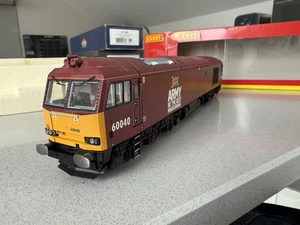 OO Gauge Hornby R2883 DCC Ready Cl 60 040 DB Schenker/Army livery - Picture 1 of 6