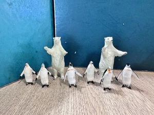 Britains: Zoo Series - Polar Bears & Penguins. Post War c1950s. Unboxed. - Picture 1 of 3