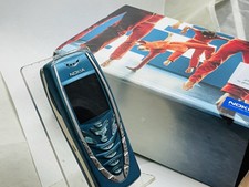Nokia 7210 - Blue (Unlocked  ) Mobile Phone Boxed