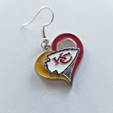 Kansas City Chiefs(KC) Football Heart Dangle Earring Pendant 1 Earring Only Cover