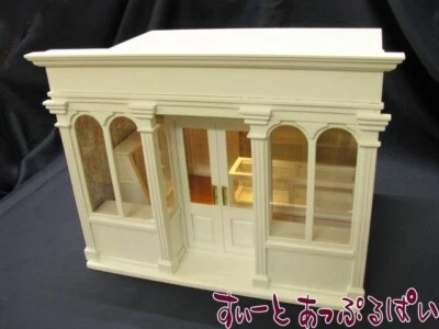 Кукольный домик 1:12 магазин roombox набор с 5шт магазин мебели и светодиодная люстра - Изображение 1 из 4