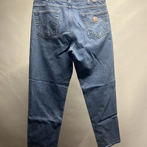 Men’s Carhartt Jeans 36x32 Size 36 Traditional fit Medium Wash Cloth Patch Logo - Picture 1 of 3