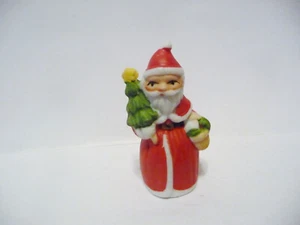 THIMBLE VINTAGE BISQUE ENESCO SANTA CLAUS W/CHRISTMAS TREE & BASKET OF GOODIES - Picture 1 of 5