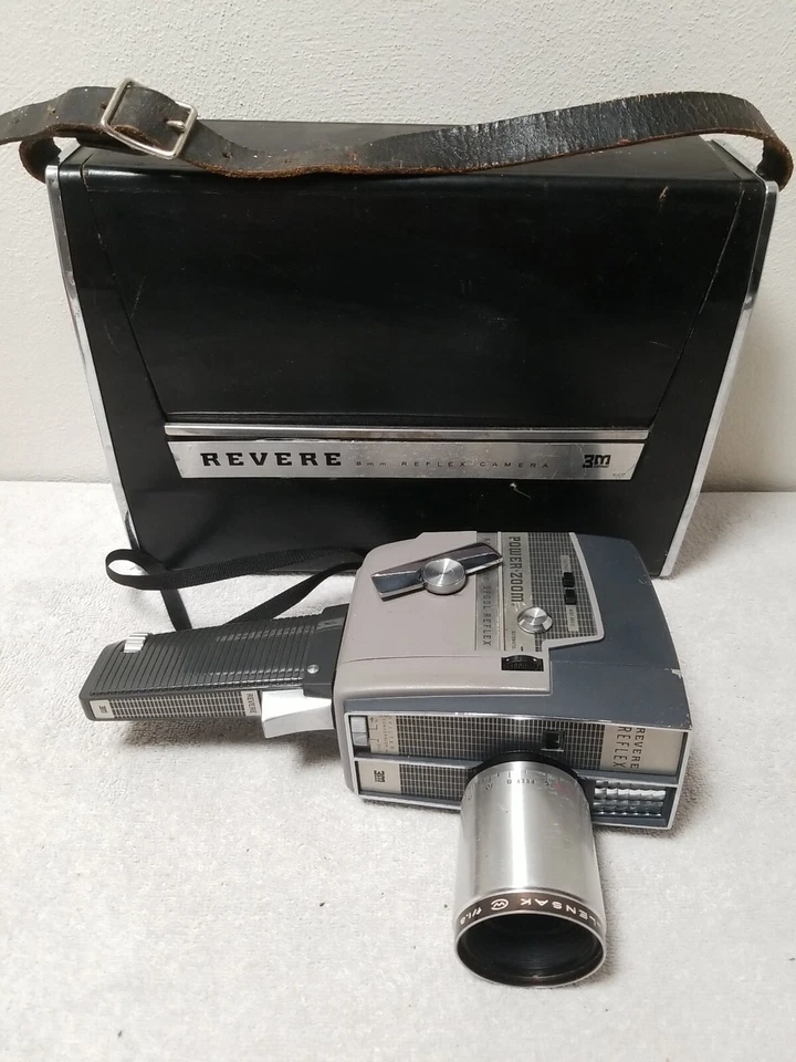 Revista REVERE 8MM Reflex Power Zoom Cámara Vintage 1962 ¡con estuche de transporte! Foto 1 de 4