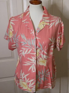 Tommy Bahama Short Sleeve Top Shirt Tropical Print Coral Color Sz M Button Front - Picture 1 of 7