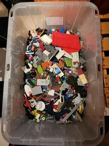 Lego Mixed Lot 31+lbs unsorted with blocks, From.Different lego sets - Picture 1 of 5