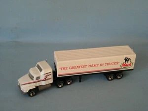 Camión de carga Matchbox Convoy Mack camiones Mack librea juguete modelo 160 mm en caja - Imagen 1 de 4