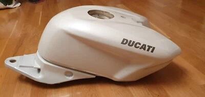 Fuel Tank Pearl White for Ducati 848 1098 1198 - Image 1 of 4
