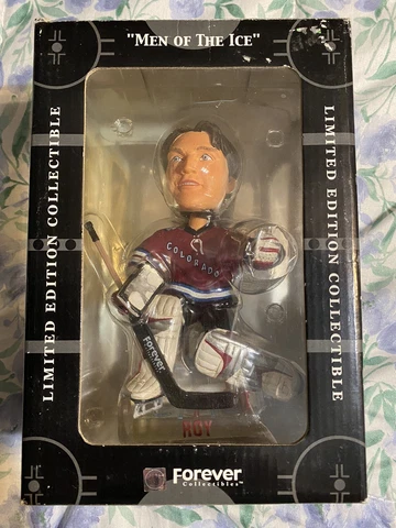 NHL Patrick Roy Colorado Avalanche Men of the Ice 7 Inch Bobble Head New in box Cover