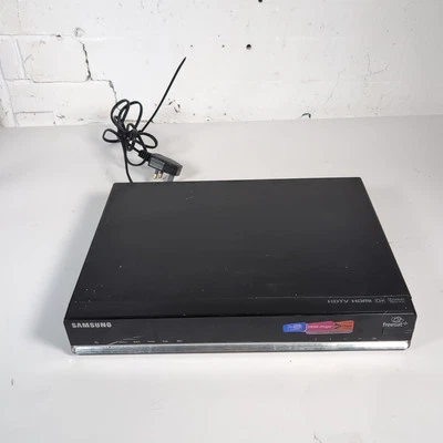 Samsung SMT-S7800 Freesat+ Twin Tuner HD Digital Recorder nur Ersatzteile Reparatur - Bild 1 von 4