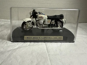 Mercury moto Guzzi V7 Special art. 603 scala 1/24 MIB made in Italy motorcycle - Picture 1 of 6