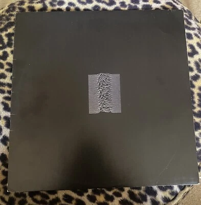 JOY DIVISION Unknown Pleasures Spanish Import SPAIN 1984 reissue Vinyl LP - NM - Image 1 of 4