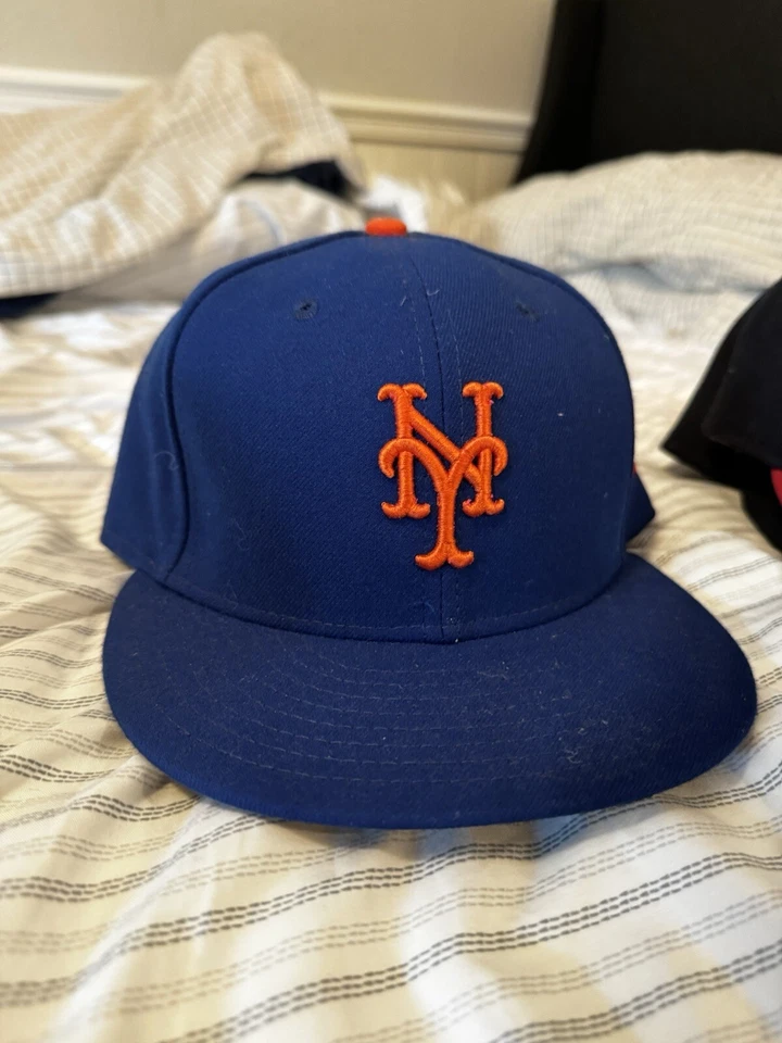 New York Mets Fitted Hat 7 5/8 - Image 1 of 1
