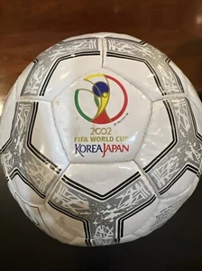 2002 FIFA World Cup Official Licensed Product Soccer Ball Korea/Japan - Picture 1 of 4