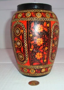 HANDGEFERTIGTER BLUMENBEHÄLTER AUS HOLZ AUS MEXIKO - Bild 1 von 4