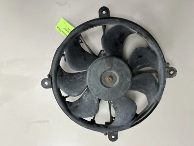 Malibu Chevrolet 1998 3,1 ventilador de refrigeración del lado del pasajero 97-2003 Foto 1 de 4