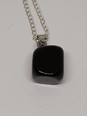 COLLANA IN ACCIAIO COLOR ARGENTO CON CIONDOLO CHARM PIETRA CHAKRA PENDENTE - Immagine 1 di 2