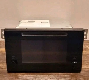 Toyota Prius 2019 receptor de radio y pantalla con reproductor de CD 86140-47270 fabricante de equipos originales - Imagen 1 de 9