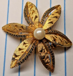 Fiore vintage SPHINX con spilla marcasite, tono oro, timbrato 16171 - Foto 1 di 10