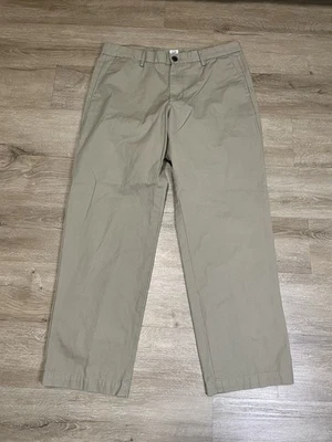 Gap Khakis Relaxed Fit Pants Men's Sz 33x30 Tan Beige Tailored Cotton Casual - Image 1 of 4