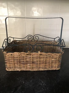 Vintage Wicker Metal 6-Bottle Wine Carrier Basket Rustic Storage Country VVGC - Picture 1 of 8