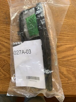 SOPORTE TV SAMSUNG 027A-03 BASE CON TORNILLOS NUEVO Foto 1 de 3