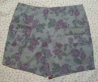 Pantalones cortos para mujer Style & Co. camuflaje floral - talla 12  Foto 1 de 4