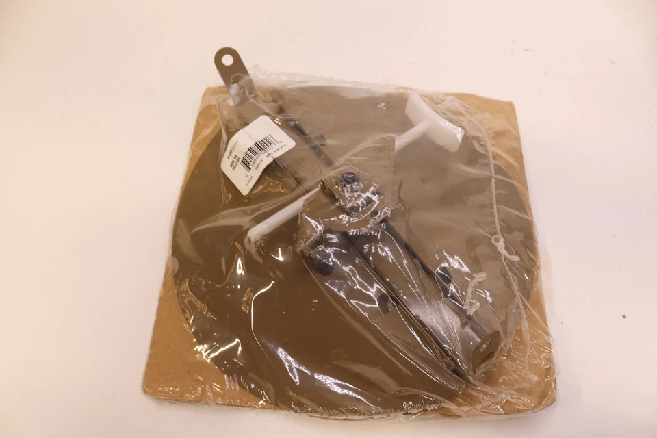 Hart/Cooley Round Bufferfly T-Bar Diffusers 8" 3808GS 050292  - Image 1 of 1