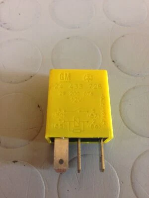 OPEL MERIVA A (2007) 1.3 DIESEL 55KW 5P RELE' RELAY GIALLO 24433728 - Immagine 1 di 4