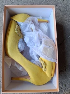 Damenschuhe Menbur Gelb Größe 40 Neu Pumps original Karton - Bild 1 von 12