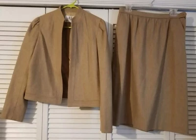 Vintage JH Collectibles 2-Piece Medium Jacket Skirt Suit Tan Wool Blend USA  - Image 1 of 4