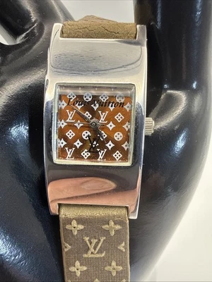 Reloj Louis Vuitton Vintage de Cuarzo Analógico para Mujer, Correa de Cuero Original, Funciona Foto 1 de 4
