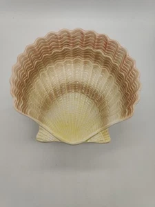 Vintage Otagiri Scalloped Pink & White Sea Shell Bowl Beach Collectible - Picture 1 of 14
